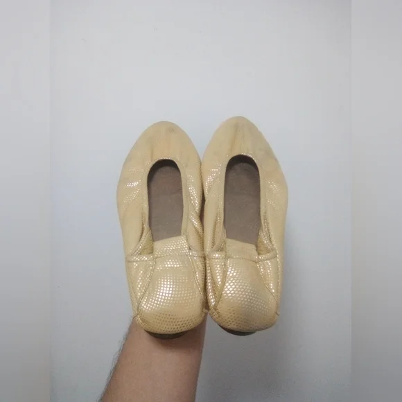ARCHE France Metallic Gold Ballerina Ballet Flats Sz 39/8 Women - Picture 2 of 8